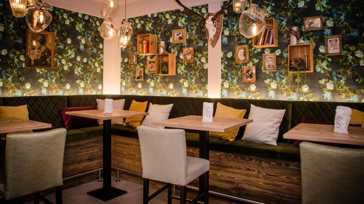 Cafe-Restaurant Leo Hotel คาลส์ดอร์ฟ ไบ กราซ ภายนอก รูปภาพ